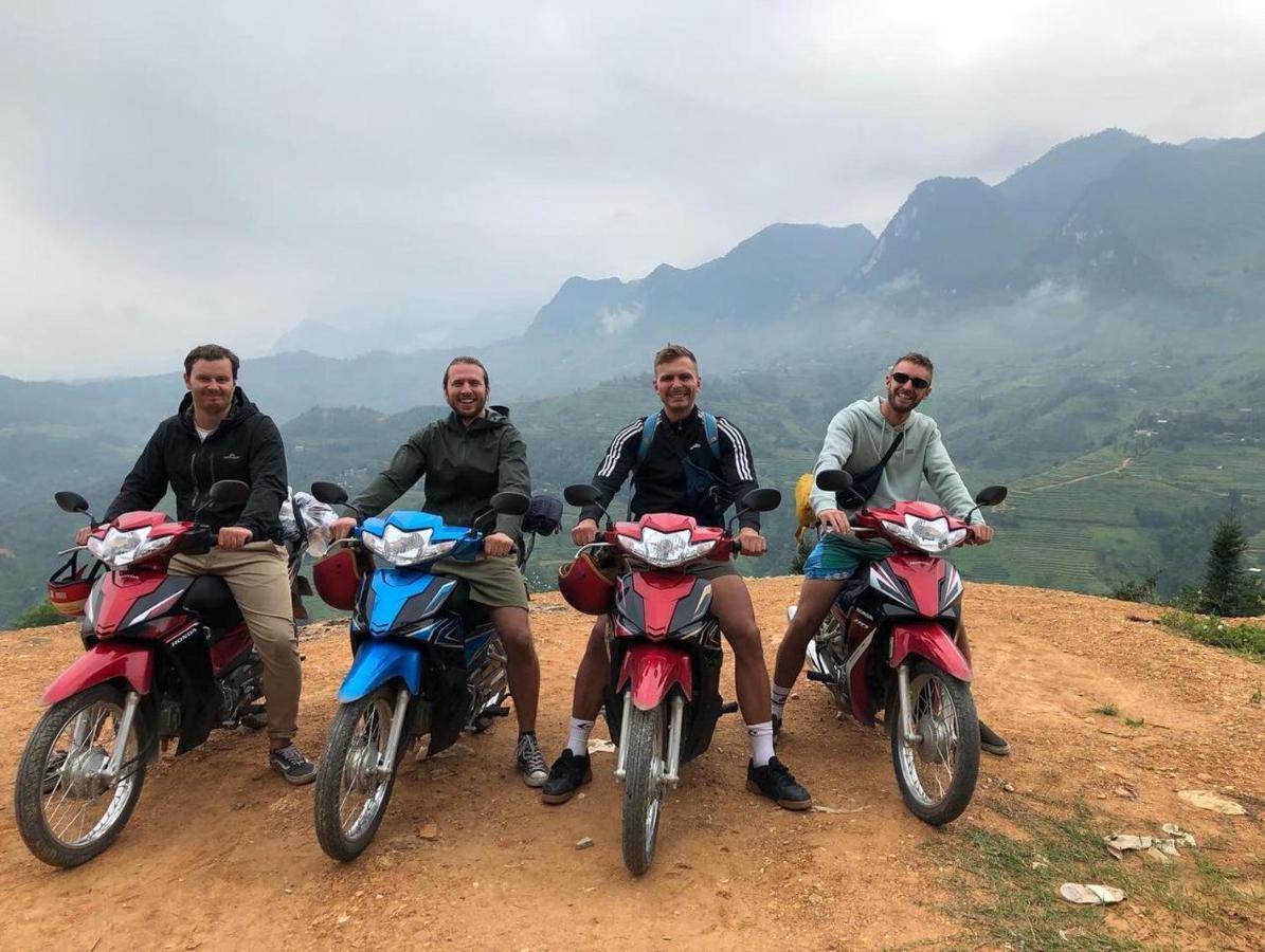 Loop & Tours छात्रावास Ha Giang